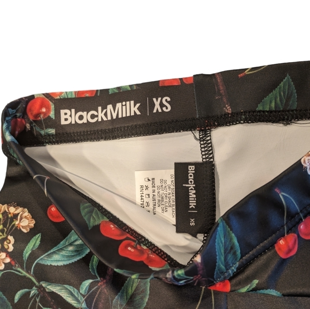 BLACKMILK Wild Cherry MF Leggings Size XS - Picture 6 of 7